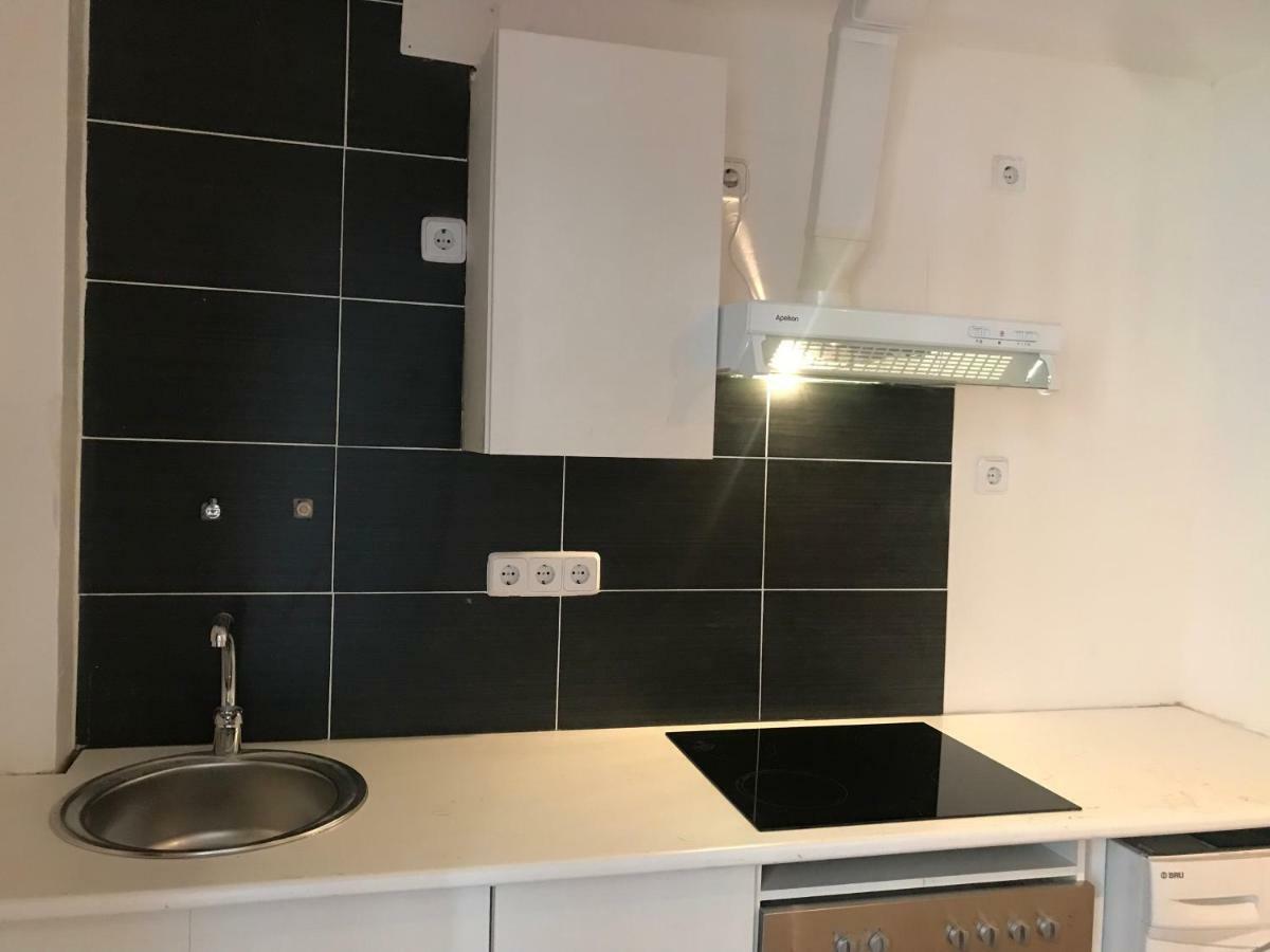 Apartamentos Pandiellos I Madrid Exteriör bild
