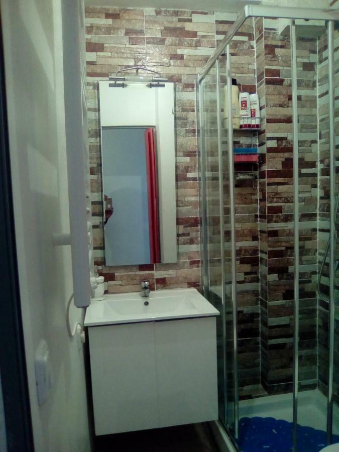 Apartamentos Pandiellos I Madrid Exteriör bild