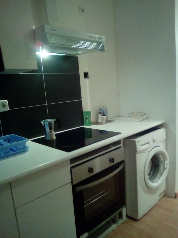 Apartamentos Pandiellos I Madrid Exteriör bild
